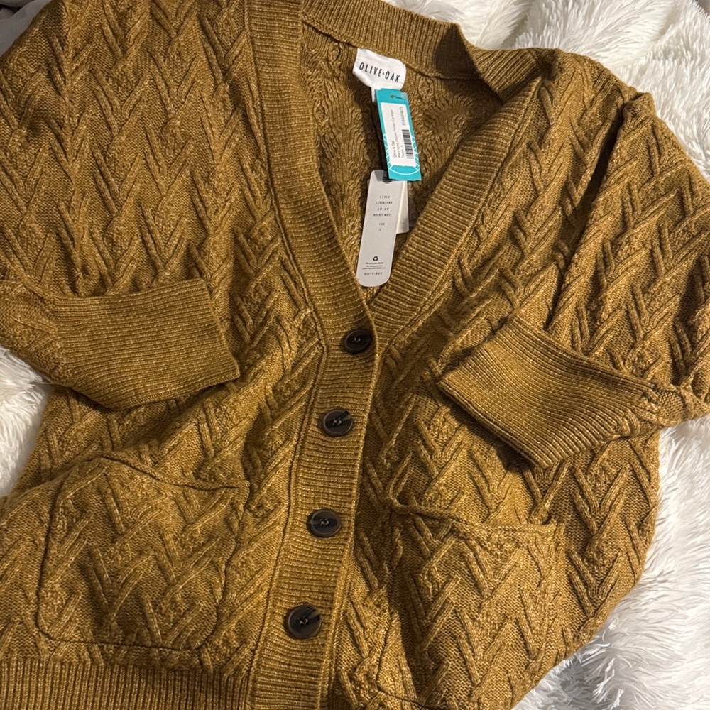 Olive & Oak Women's Brown Cable Knit Cardigan